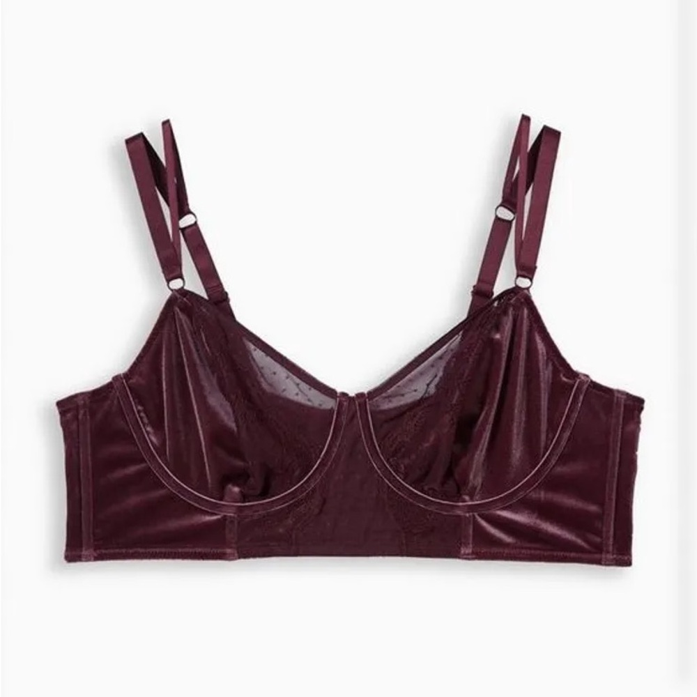 Torrid Velour Lace Underwire Bra - NWT